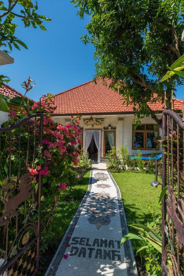 Dennis Holiday Bungalow Jasri Dış mekan fotoğraf